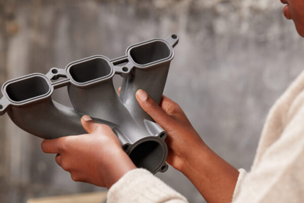 Das Fuse Blast Polishing Add-on veredelt SLS-Druckteile durch eine glatte, abriebfeste Oberfläche, ohne Materialverlust. Ideal für Endprodukte