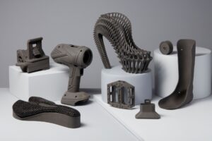 Pulverbehälter mit Nylon 12 für die Fuse 1 – optimierte Materialeigenschaften für industrielle Anwendungen.