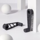 Formlabs Tough 2000 Resin V2 (1 L) ist ein SLA-Material für die Form 4 – ideal für belastbare Prototypen, Gehäuse und technische Bauteile.