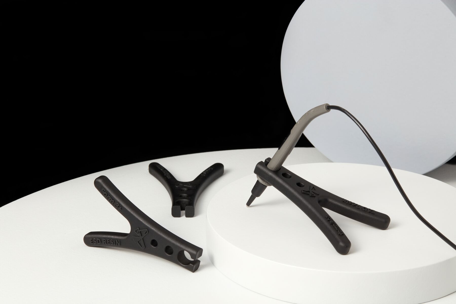 Formlabs ESD Resin – elektrostatisch ableitfähiges SLA-3D-Druckmaterial für industrielle Anwendungen